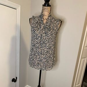 Short sleeve blouse